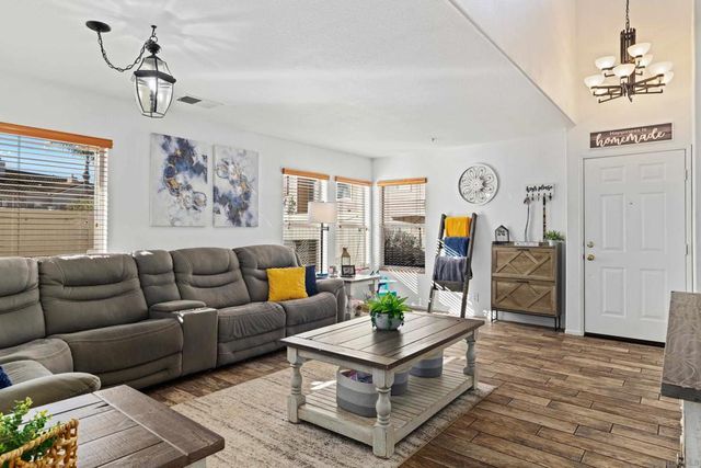 405 Whispering Willow Dr Unit E, Santee, CA 92071