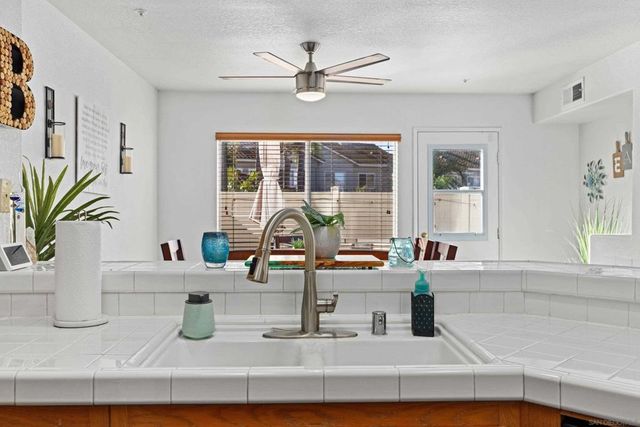 405 Whispering Willow Dr Unit E, Santee, CA 92071