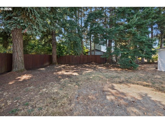 19255 WHITNEY Ln, Oregon City, OR 97045
