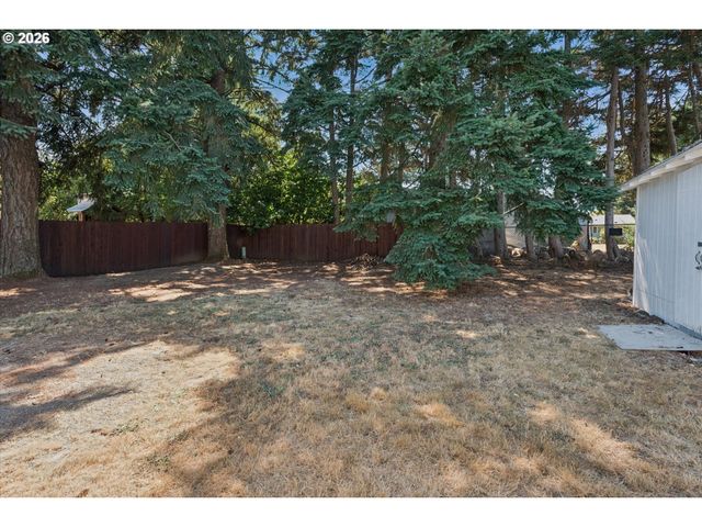 19255 WHITNEY Ln, Oregon City, OR 97045