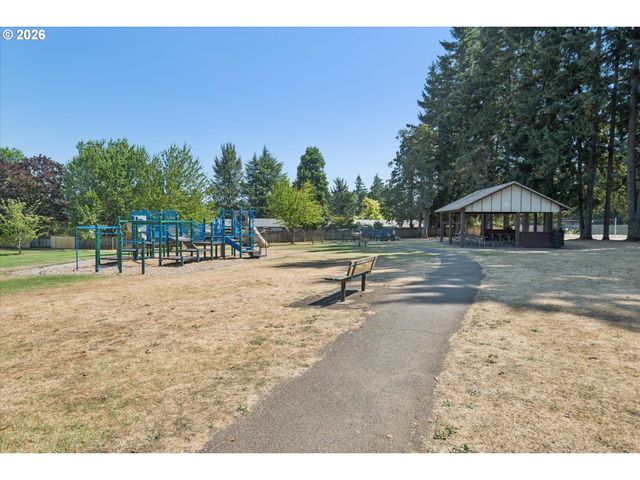19255 WHITNEY Ln, Oregon City, OR 97045