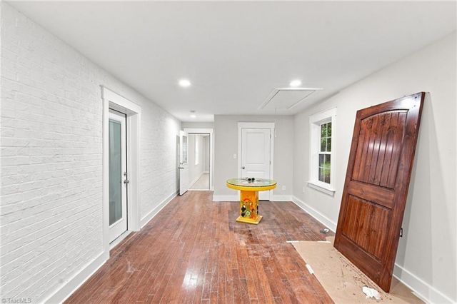 5008 kenview Street, Greensboro, NC 27410