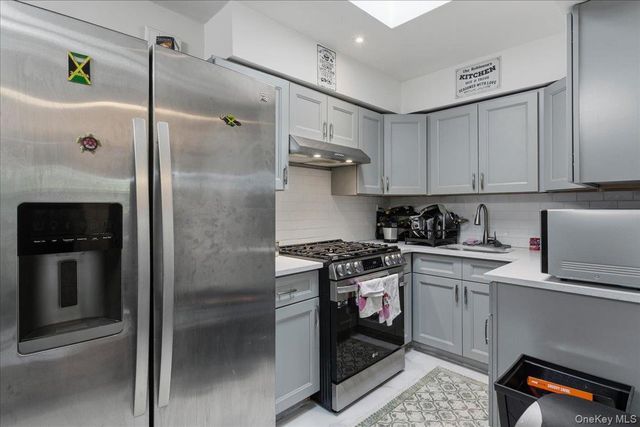 1020 E 213th Street, Bronx, NY 10469