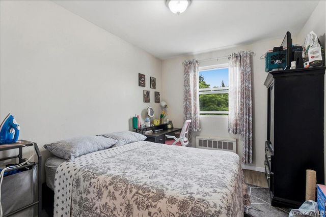 1020 E 213th Street, Bronx, NY 10469