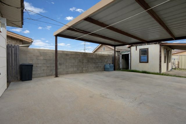 1709 E 51st St, Odessa, TX 79762