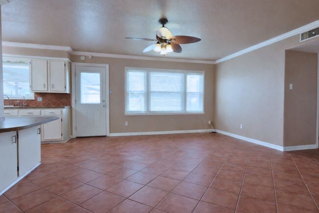 1709 E 51st St, Odessa, TX 79762