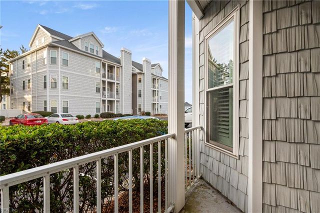 2312 Beach Haven Dr Apt 103, Virginia Beach, VA 23451