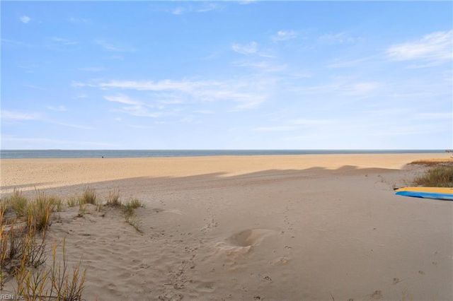 2312 Beach Haven Dr Apt 103, Virginia Beach, VA 23451