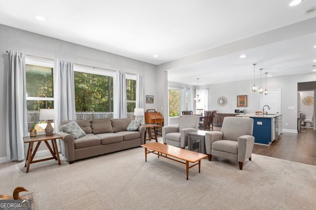 39 Floating Leaf Way, Dallas, GA 30132