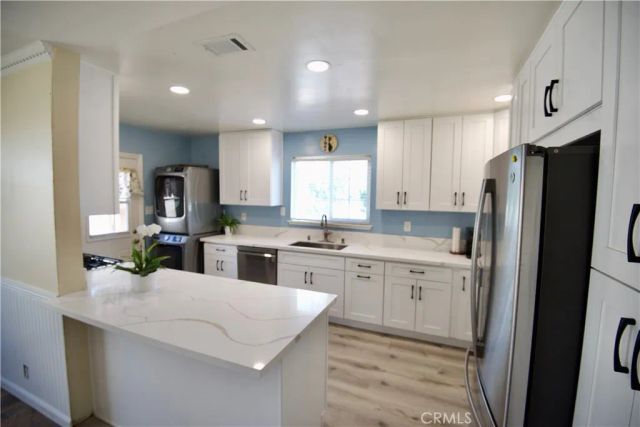 10008 Geneva, Montclair, CA 91763