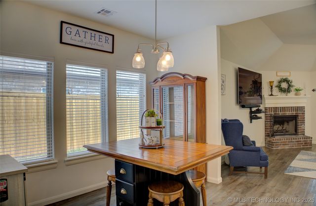 2130 E 140th Street, Bixby, OK 74008