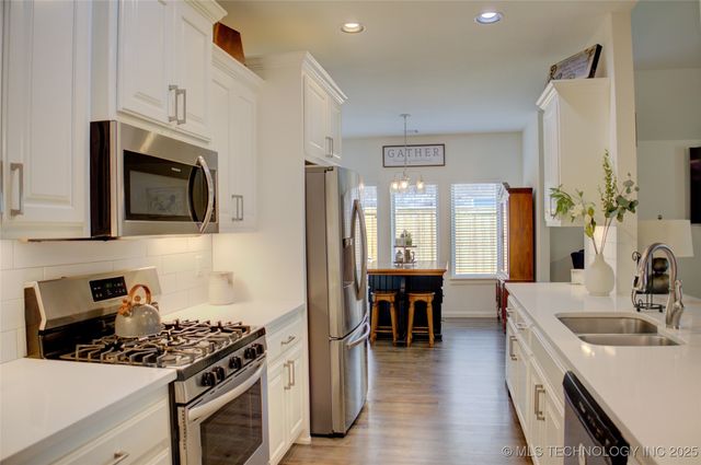 2130 E 140th Street, Bixby, OK 74008