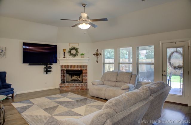 2130 E 140th Street, Bixby, OK 74008
