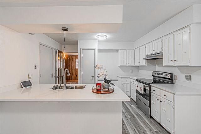 1313 Oakbluff Drive, Lancaster, TX 75146