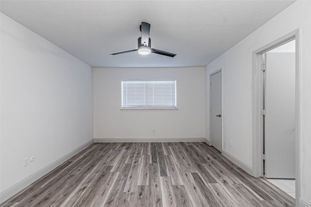 1313 Oakbluff Drive, Lancaster, TX 75146