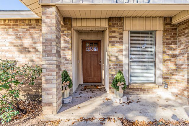 1313 Oakbluff Drive, Lancaster, TX 75146