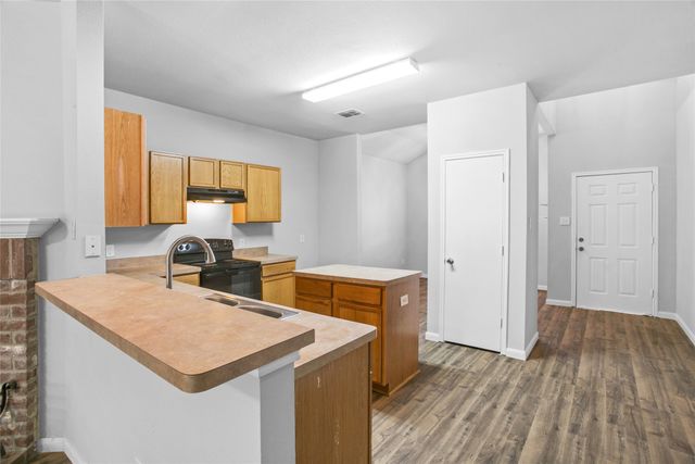 1769 Ironworks Drive, Dallas, TX 75253