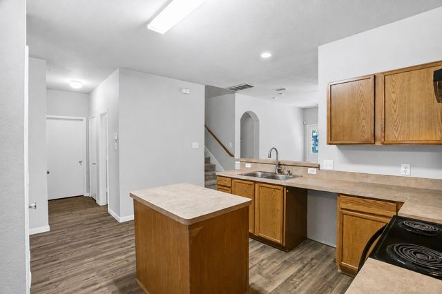 1769 Ironworks Drive, Dallas, TX 75253