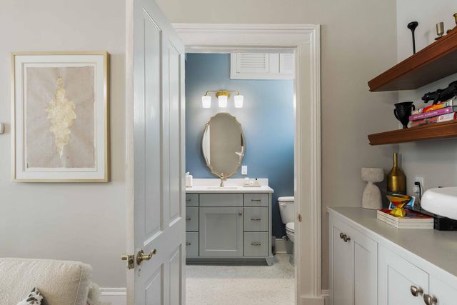 100 Queen Street, Charleston, SC 29401