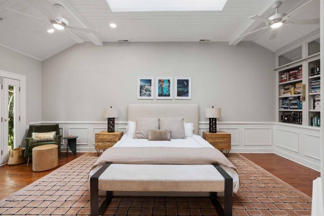 100 Queen Street, Charleston, SC 29401