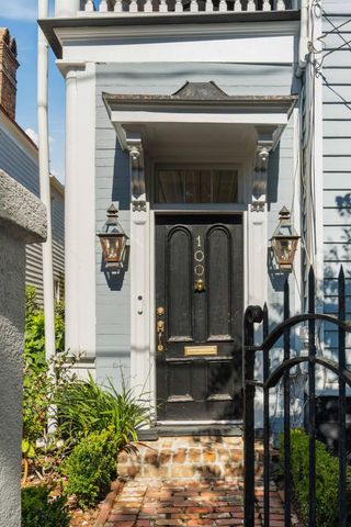 100 Queen Street, Charleston, SC 29401