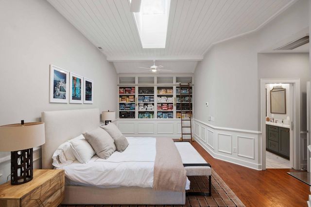 100 Queen Street, Charleston, SC 29401