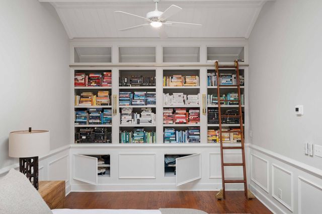 100 Queen Street, Charleston, SC 29401