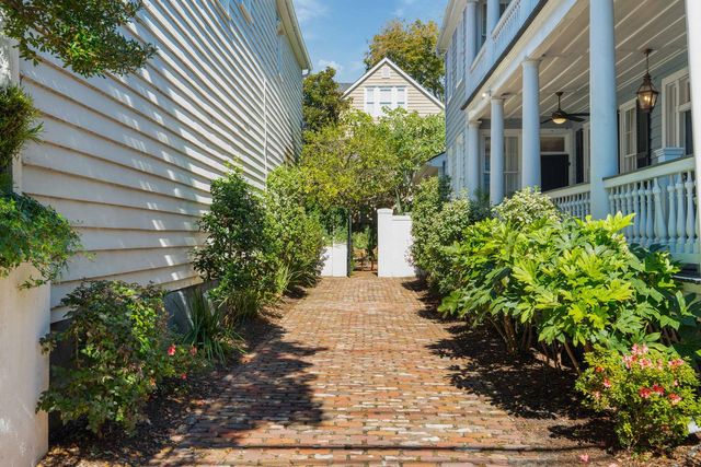 100 Queen Street, Charleston, SC 29401