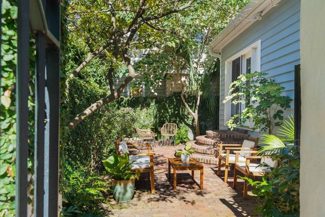 100 Queen Street, Charleston, SC 29401