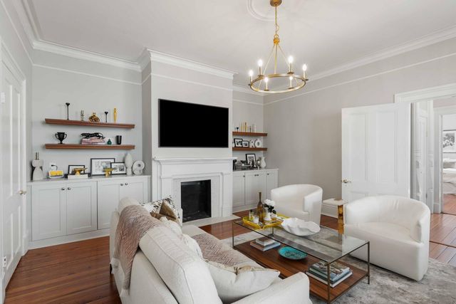 100 Queen Street, Charleston, SC 29401