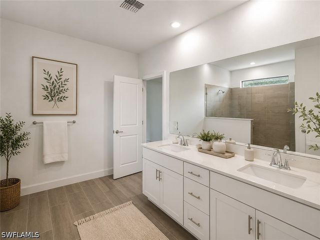 19278 Hinkley DR, Estero, FL 33928