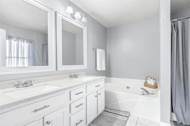 8 LAMAR LANE, Palm Coast, FL 32137