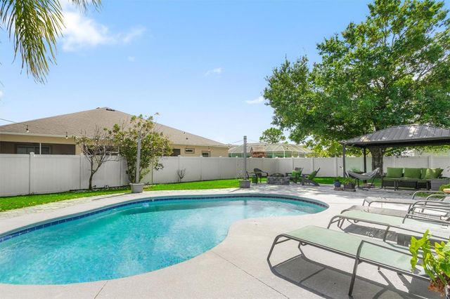 8 LAMAR LANE, Palm Coast, FL 32137