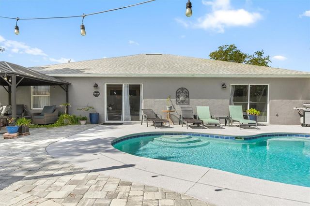 8 LAMAR LANE, Palm Coast, FL 32137