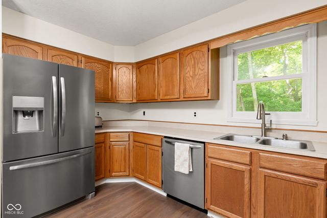 3613 Crickwood Circle, Indianapolis, IN 46268