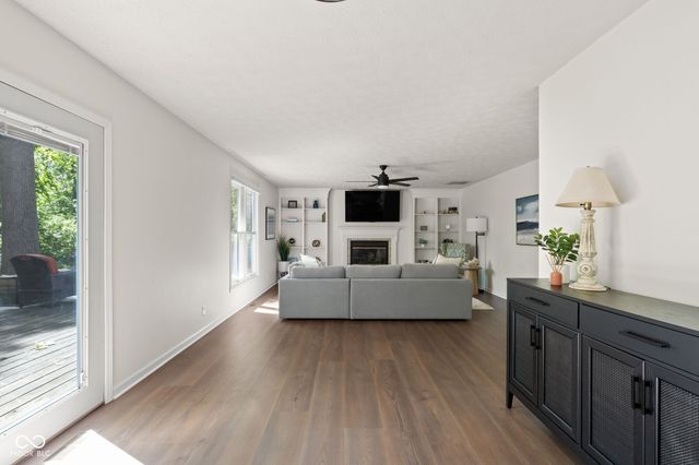 3613 Crickwood Circle, Indianapolis, IN 46268