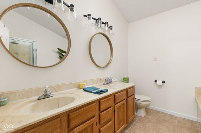 3613 Crickwood Circle, Indianapolis, IN 46268