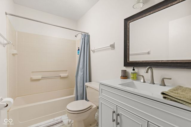 3613 Crickwood Circle, Indianapolis, IN 46268