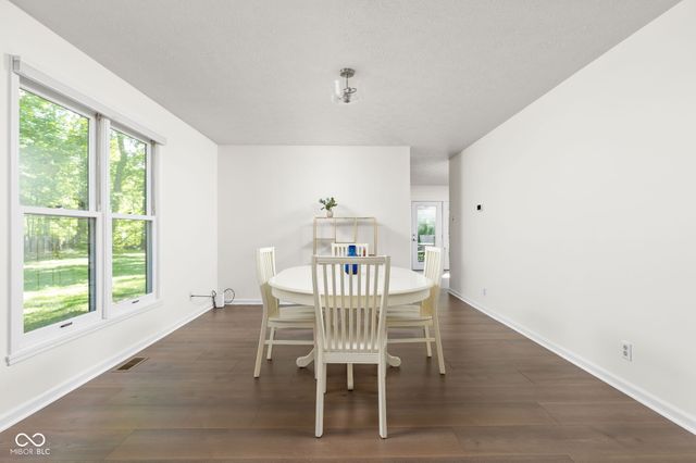 3613 Crickwood Circle, Indianapolis, IN 46268