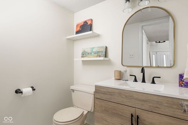 3613 Crickwood Circle, Indianapolis, IN 46268