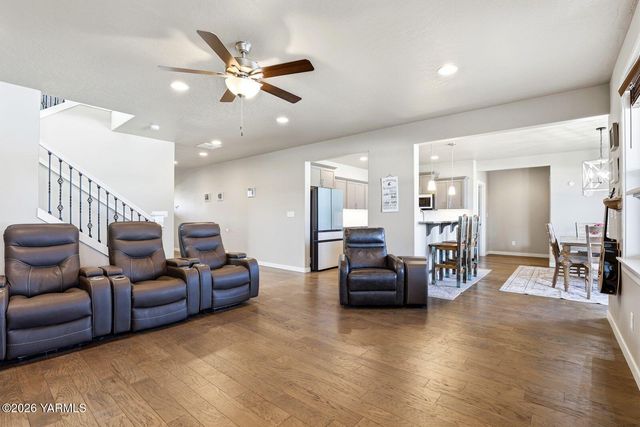 6105 Occidental Rd, Yakima, WA 98903