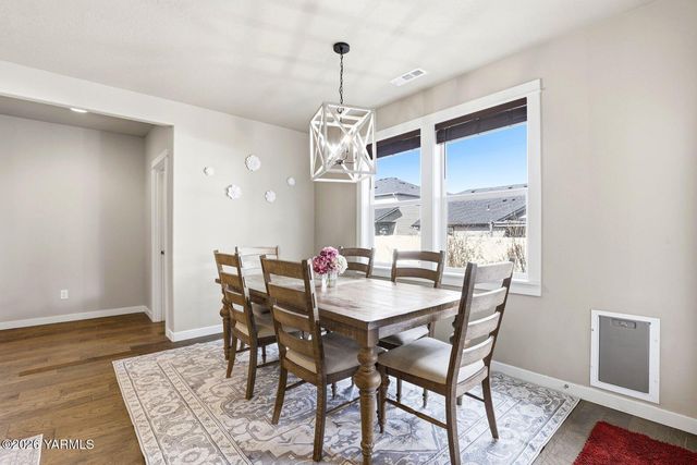 6105 Occidental Rd, Yakima, WA 98903