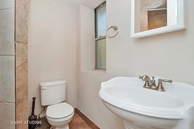 432 Harrison Street G, Oak Park, IL 60304