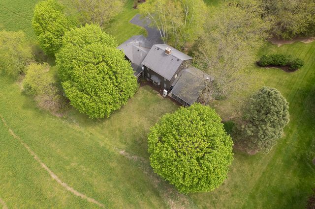 10562 Town Hall Road, Belvidere, IL 61008