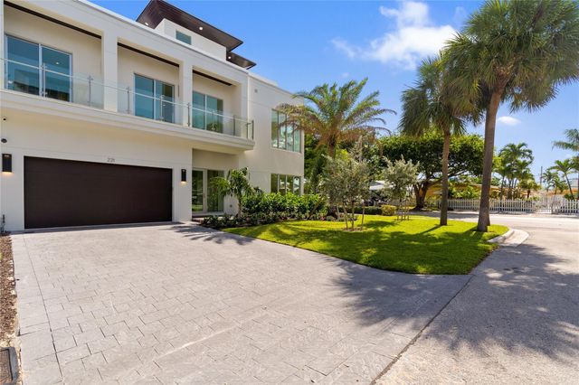 221 Shore Court, Lauderdale-By-The-Sea, Lauderdale By The Sea, FL 33308