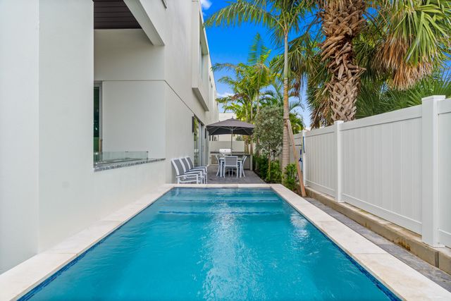 221 Shore Court, Lauderdale-By-The-Sea, Lauderdale By The Sea, FL 33308