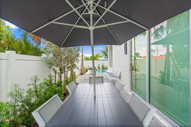 221 Shore Court, Lauderdale-By-The-Sea, Lauderdale By The Sea, FL 33308