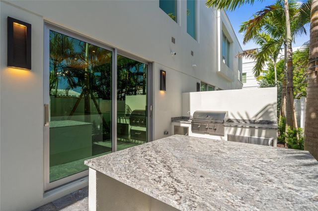 221 Shore Court, Lauderdale-By-The-Sea, Lauderdale By The Sea, FL 33308