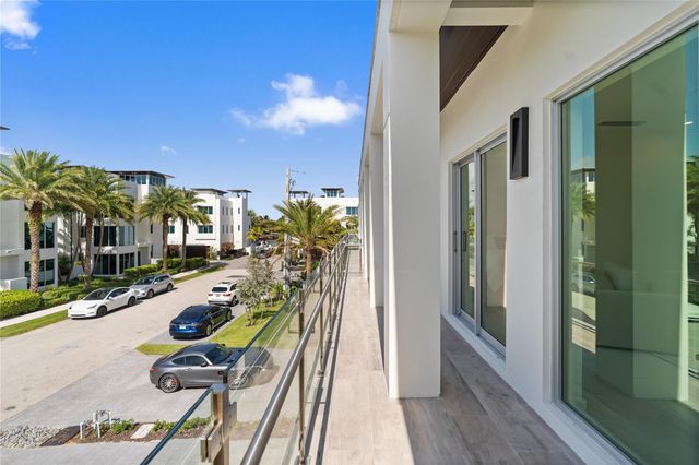 221 Shore Court, Lauderdale-By-The-Sea, Lauderdale By The Sea, FL 33308