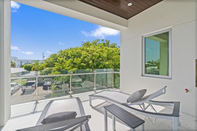 221 Shore Court, Lauderdale-By-The-Sea, Lauderdale By The Sea, FL 33308